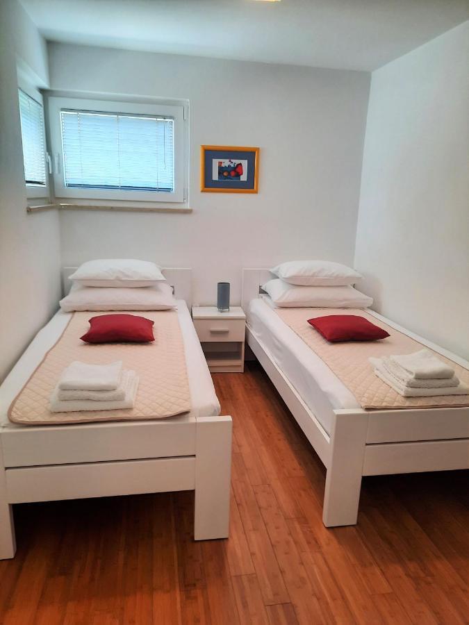 Apartment Mato Barbariga Zewnętrze zdjęcie